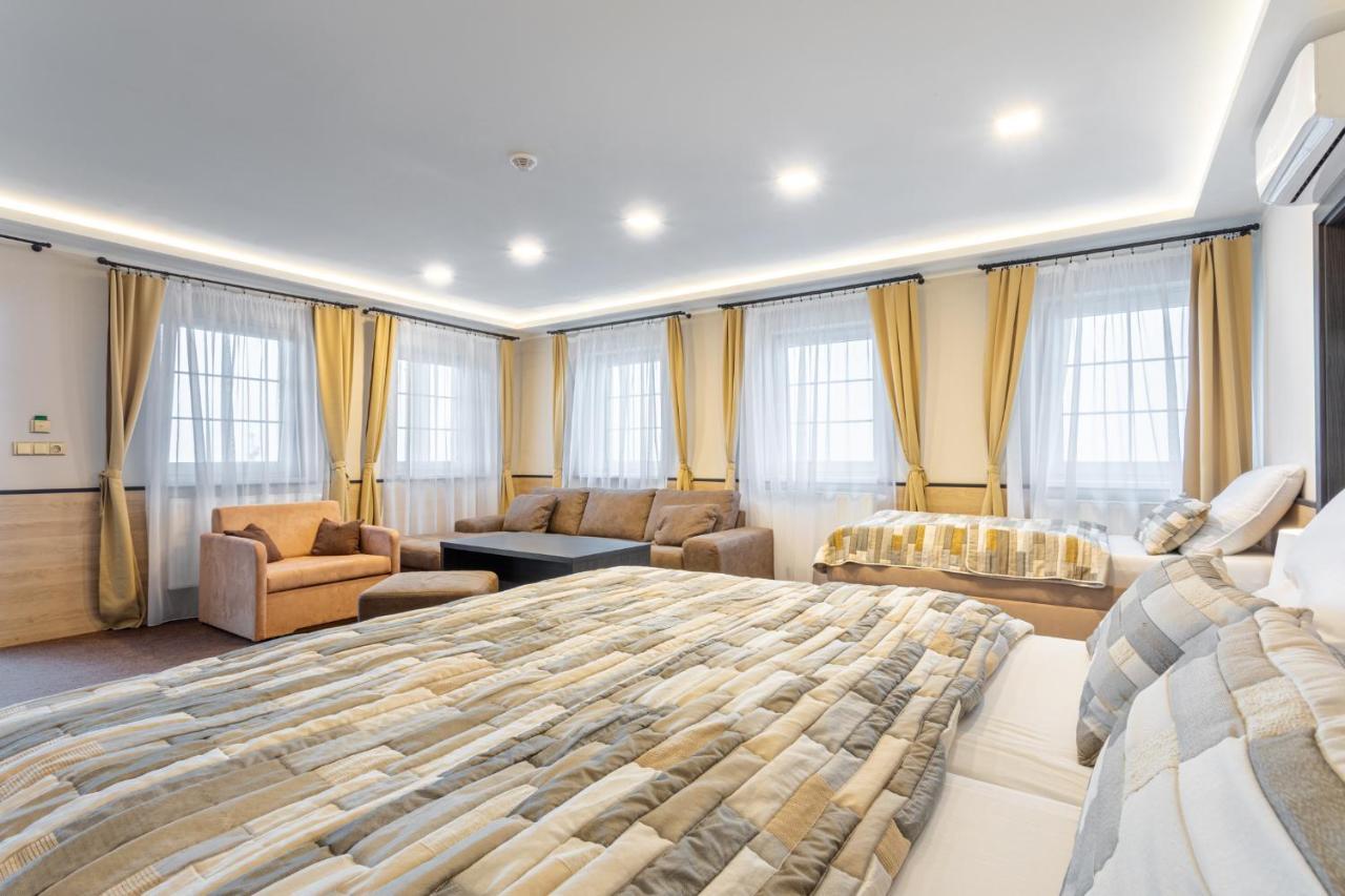 Vinarstvi U Kaplicky Hotel Zajeci Luaran gambar
