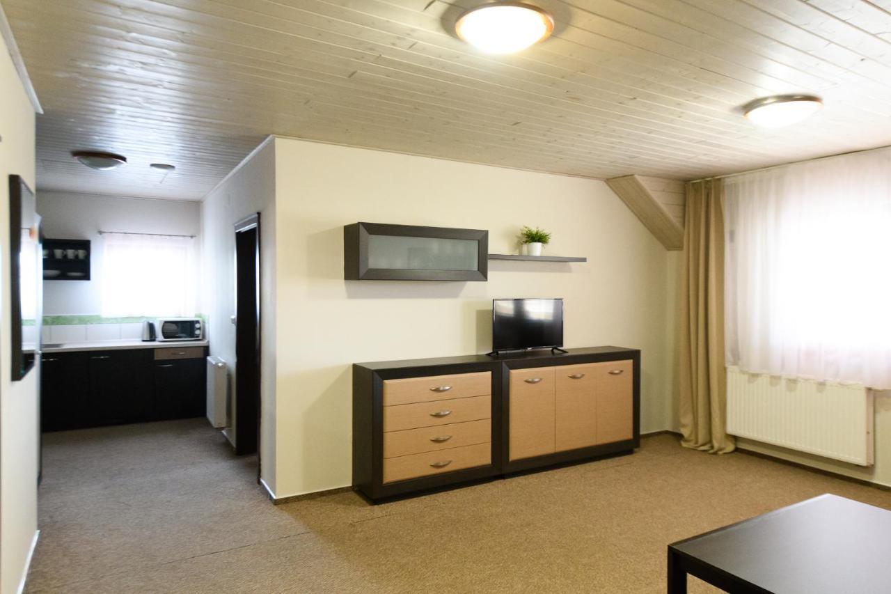 Vinarstvi U Kaplicky Hotel Zajeci Luaran gambar